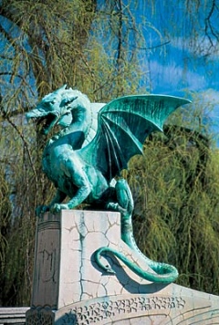 Dragon Symbol of Ljubljana, Skok