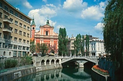 Preseren's Square and Franciscian Church, Bajzelj